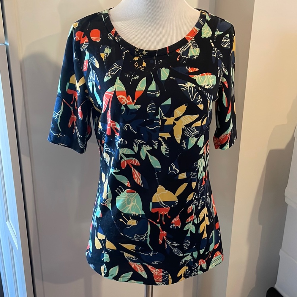 Lularoe top size S